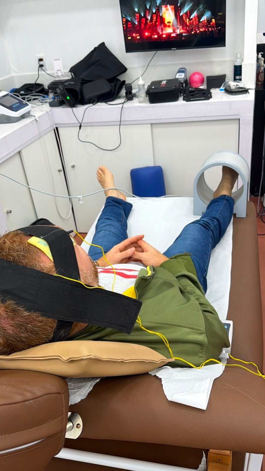 Equipamento de Terapia por Ondas Eletromagnéticas na Clínica Anima Cura em Osasco